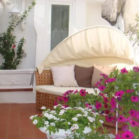 Casa Panoramica Del Xll Secolo *