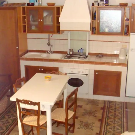 Casa Panoramica Del Xll Secolo *