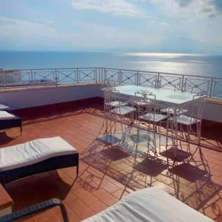 Vakantiehuis Casa Panoramica Del Xll Secolo