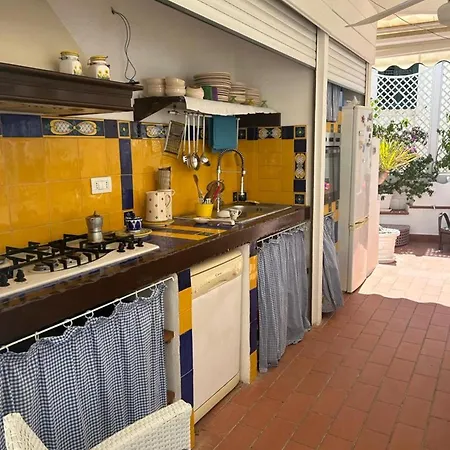 Vakantiehuis Casa Panoramica Del Xll Secolo Vieste